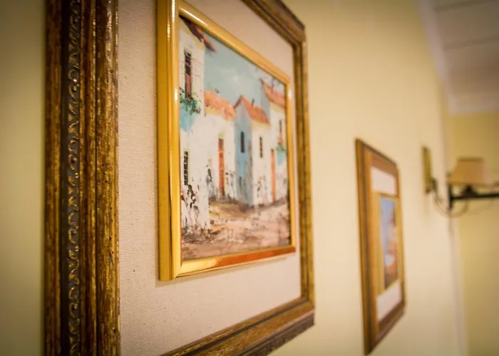 بيت ضيافة Restaurante La Curva 3*